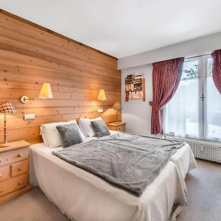 2 Avec Balcon, Parking, Piscine Et Wi-fi Pres Du Centre De - Fr-1-453-175 *